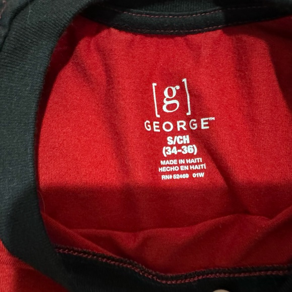 Black and red long sleeve - Picture 2 of 3